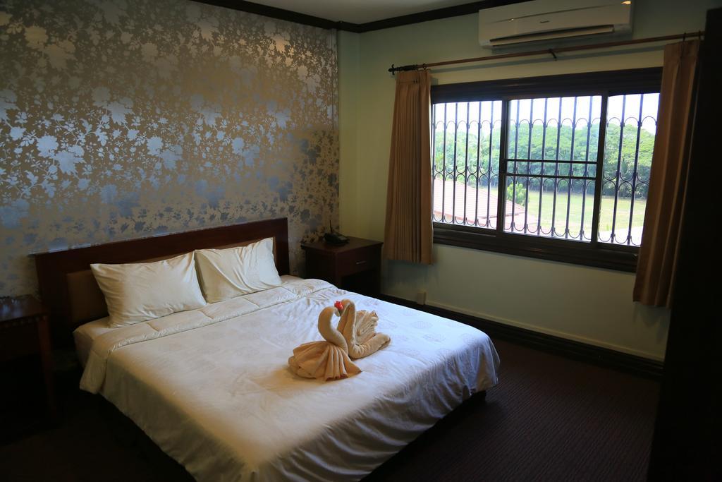 Excellency Apartment Vientiane Bagian luar foto