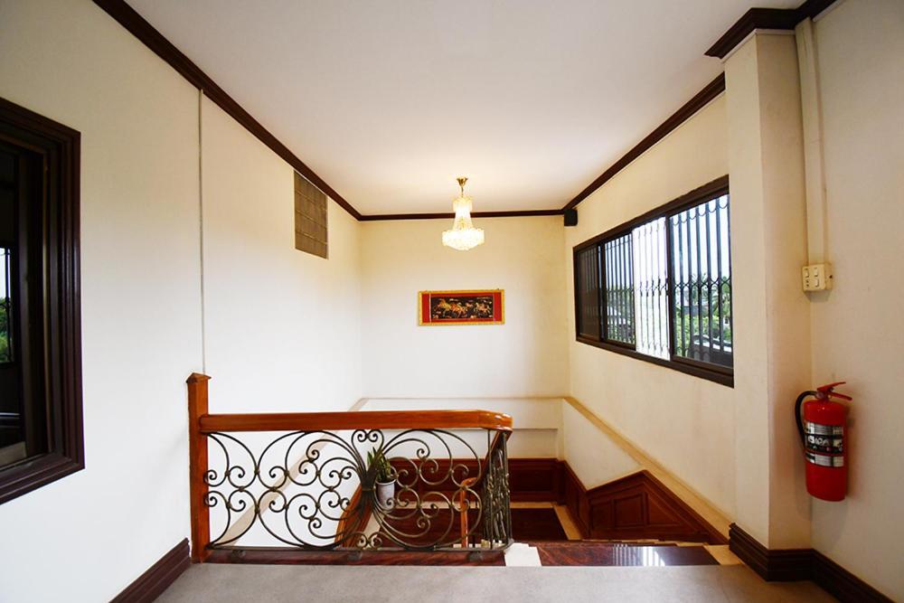 Excellency Apartment Vientiane Bagian luar foto